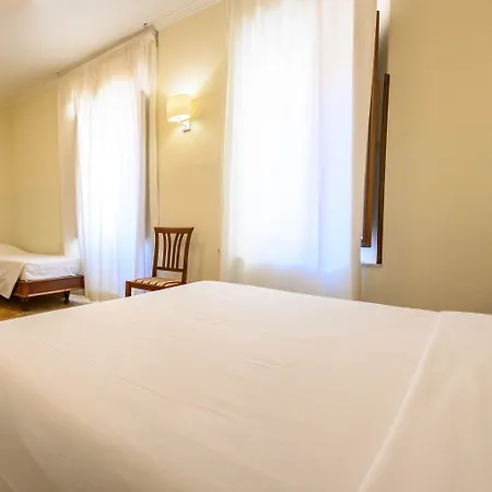 Casa I Cappuccini Otel Roma