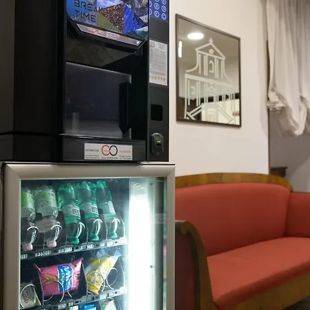 卡普其尼酒店 3*